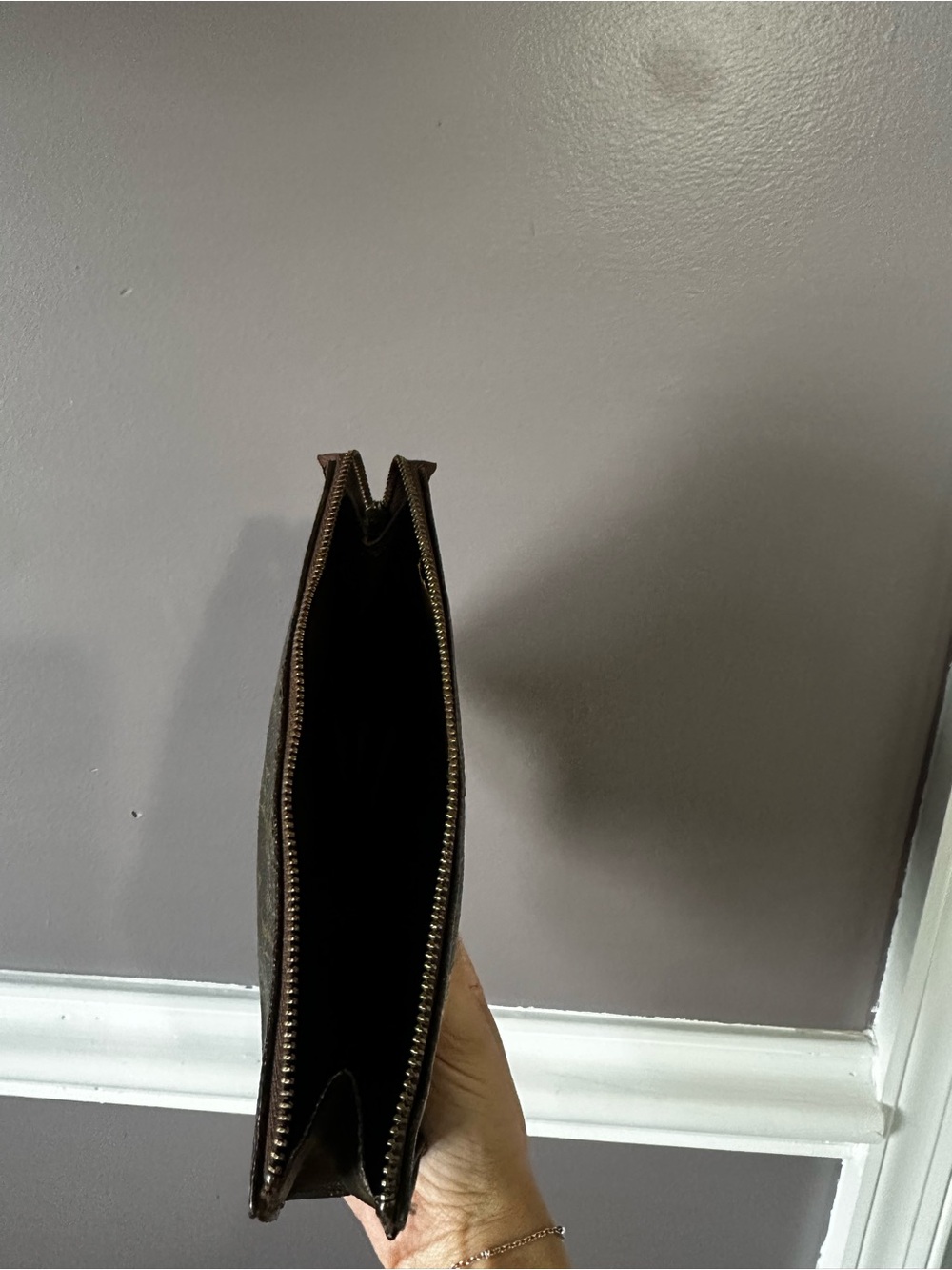 Pouch - Picture 5 of 8